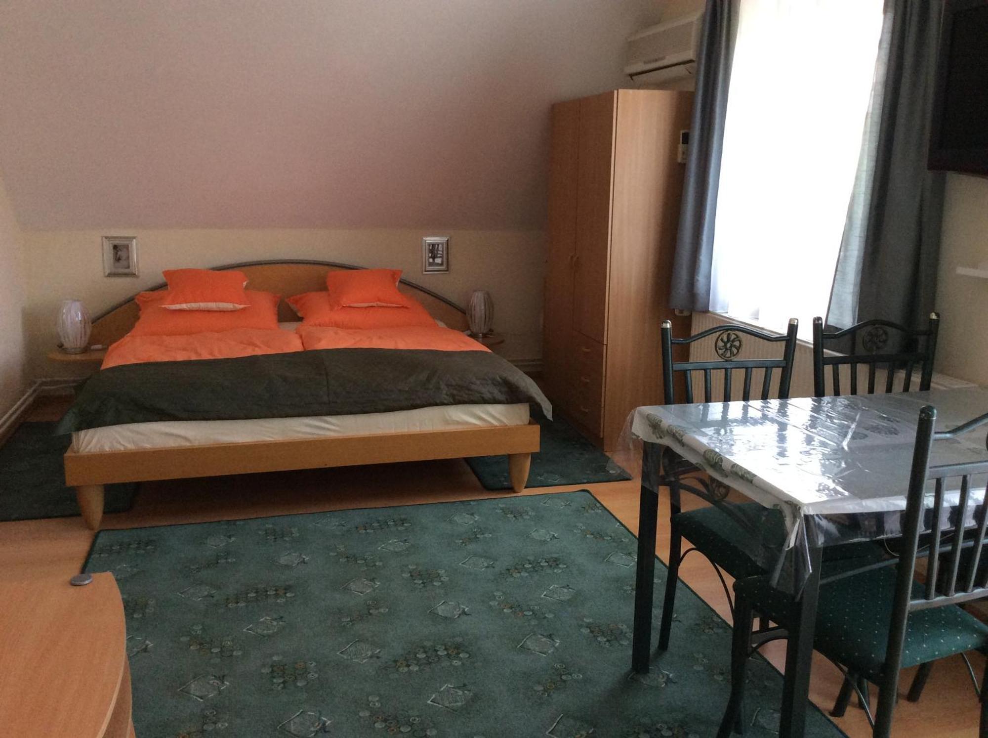 Gyenesi Virág Apartman Gyenesdiás Exterior foto
