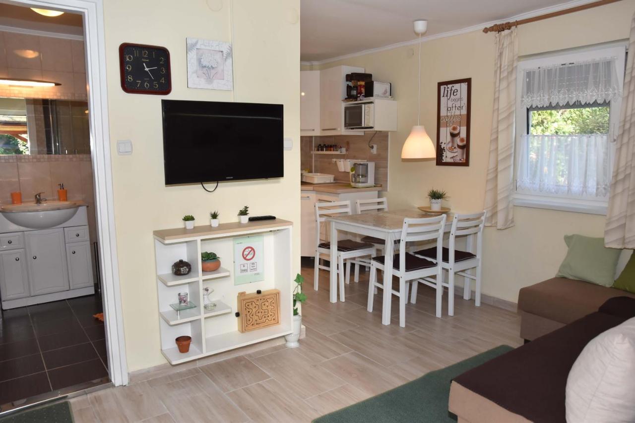 Gyenesi Virág Apartman Gyenesdiás Exterior foto