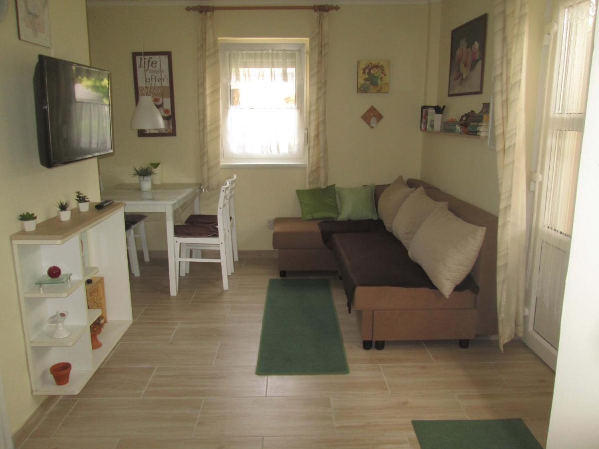 Gyenesi Virág Apartman Gyenesdiás Exterior foto